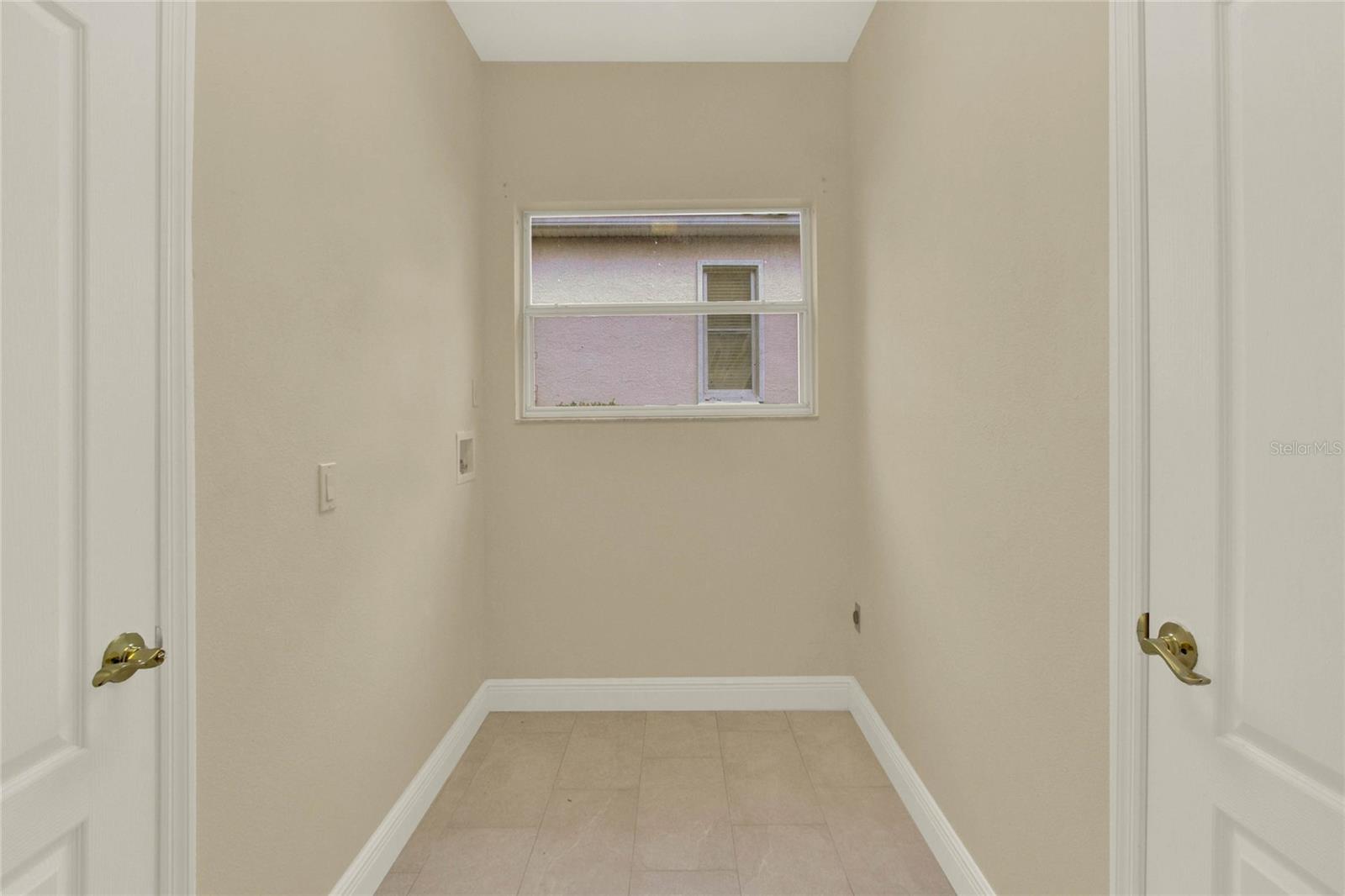 Image 23 of 42 For 2205 Stonebridge Way