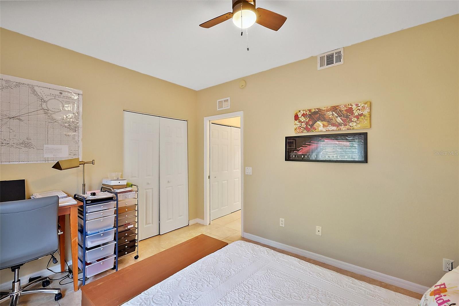 Image 24 of 39 For 5385 Admiral Way