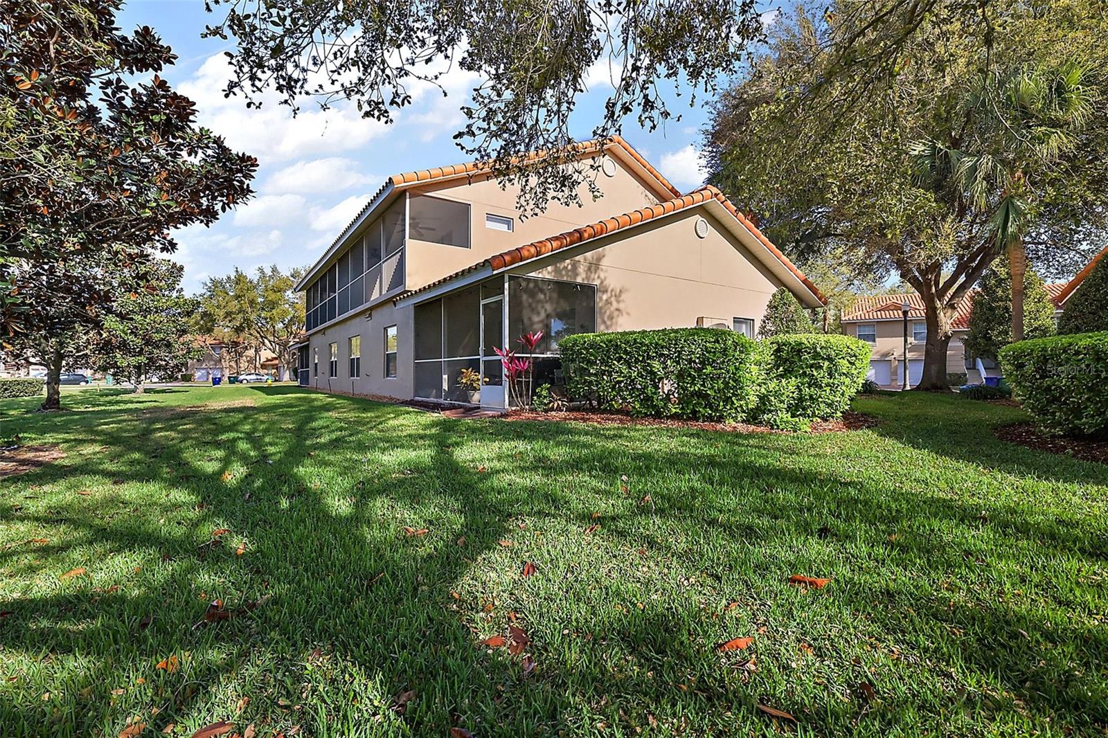 Image 29 of 39 For 5385 Admiral Way