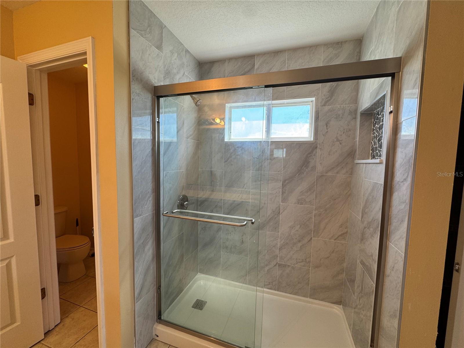 Image 32 of 42 For 1560 Tiverton Boulevard