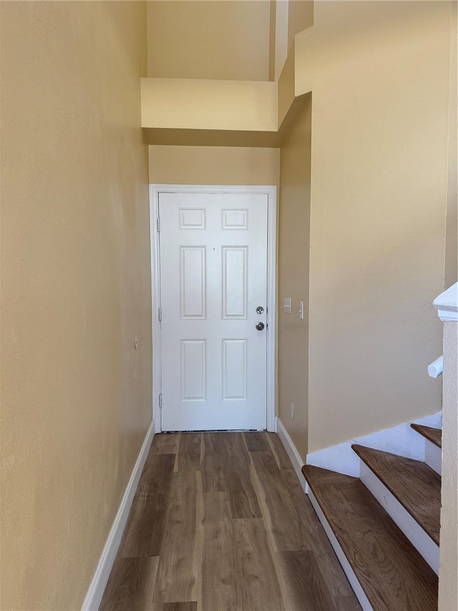 Image 6 of 42 For 1560 Tiverton Boulevard