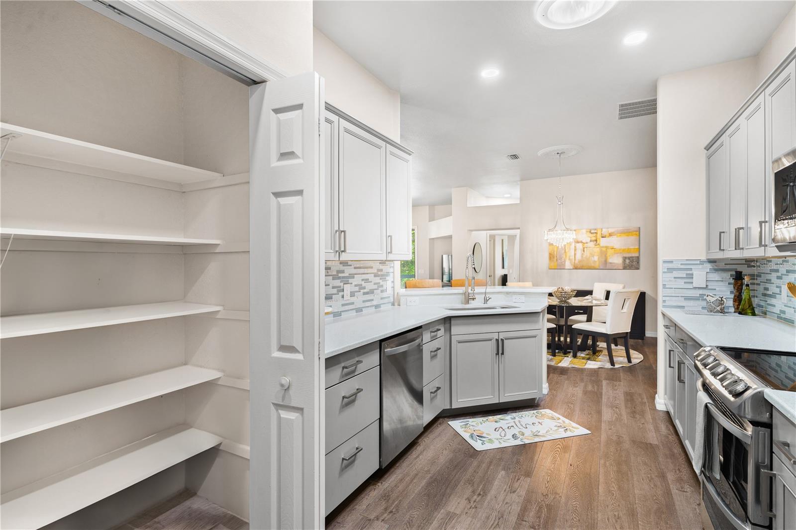 Image 21 of 44 For 6152 Topsail Road