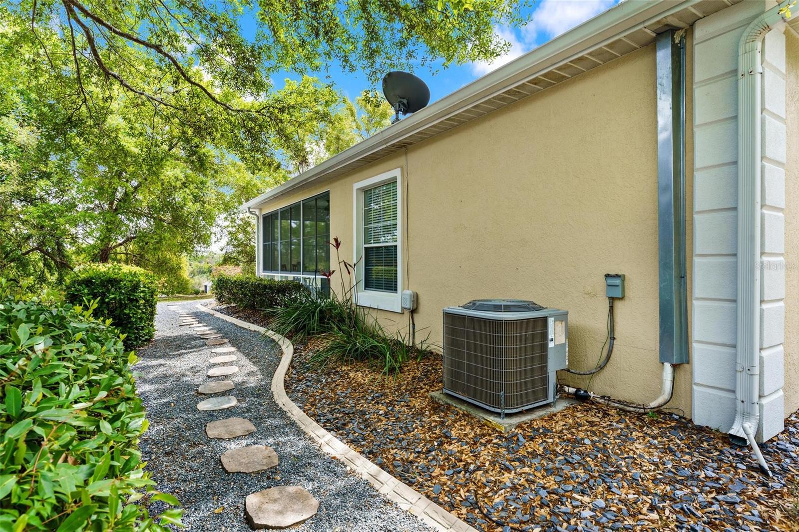 Image 42 of 44 For 6152 Topsail Road