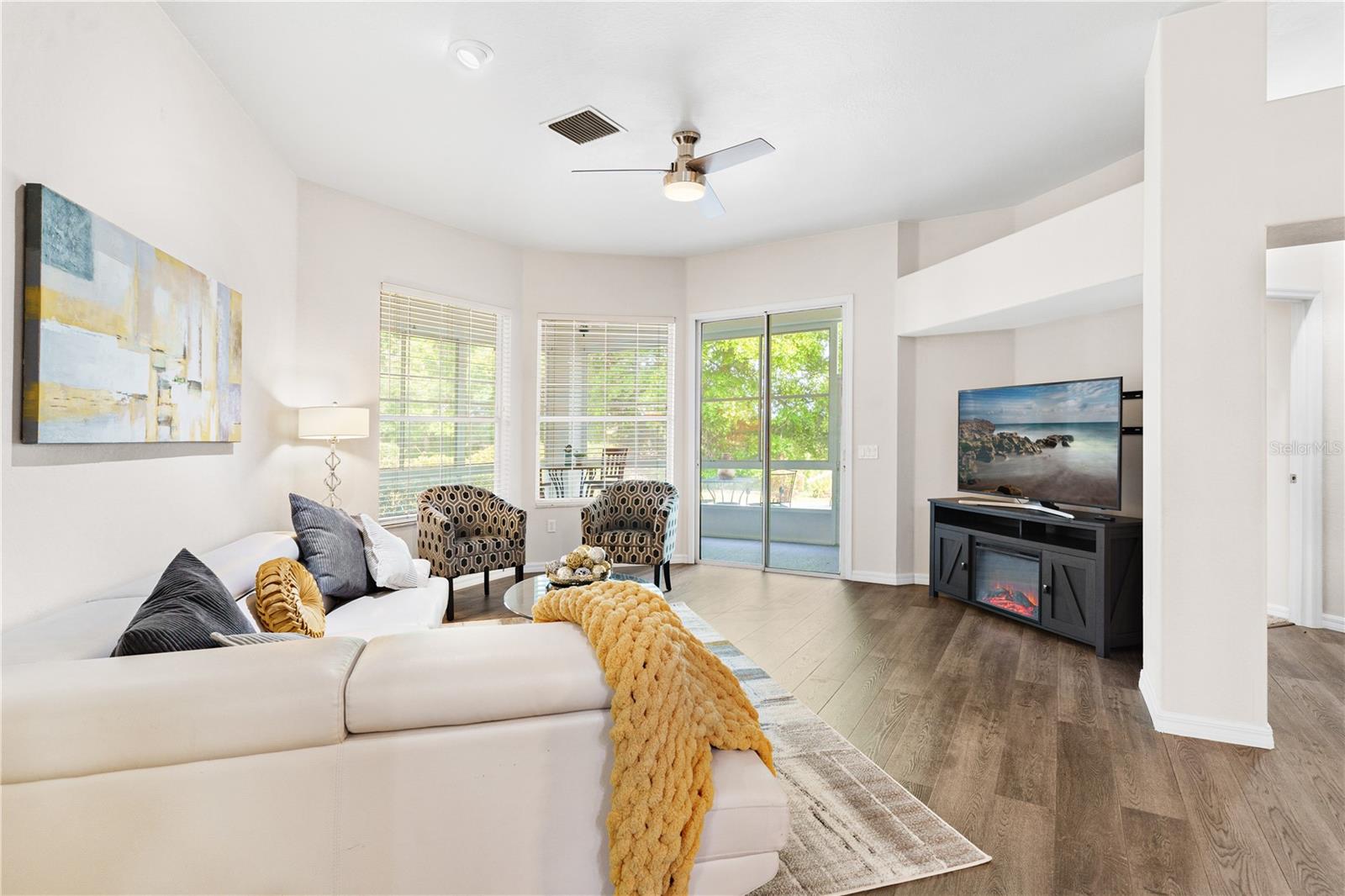 Image 7 of 44 For 6152 Topsail Road