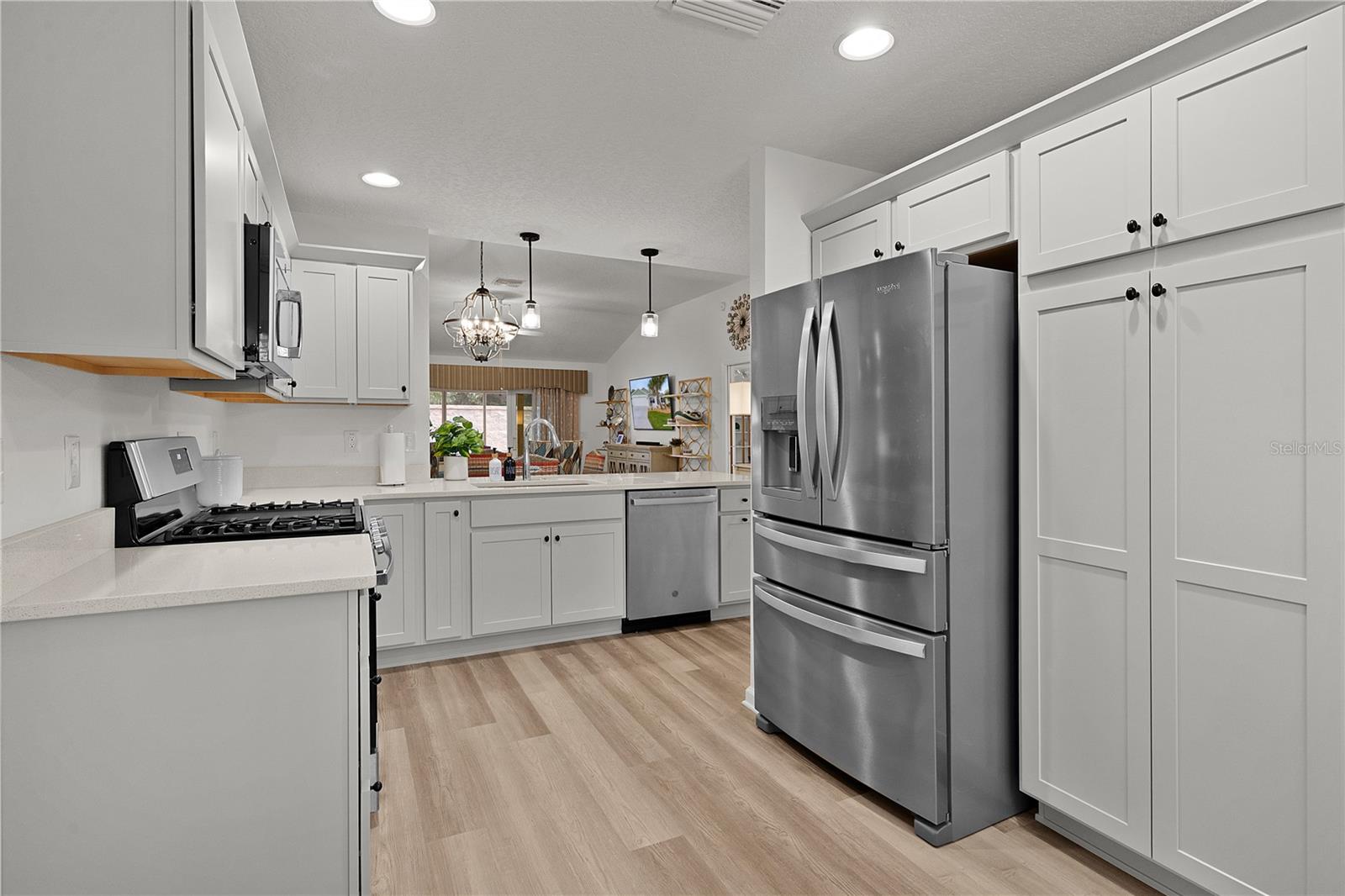 Image 16 of 48 For 7539 Hagemeyer Place