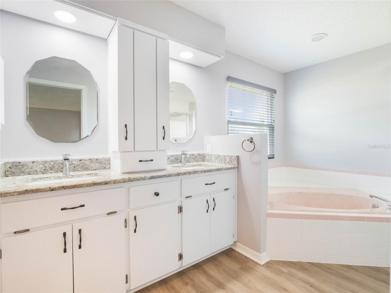 Image 16 of 87 For 6410 Tildon Court