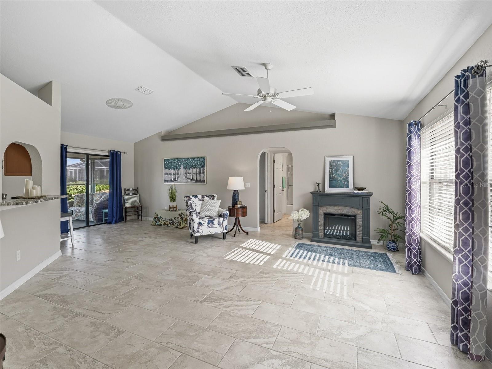 Image 6 of 53 For 17898 125th Circle