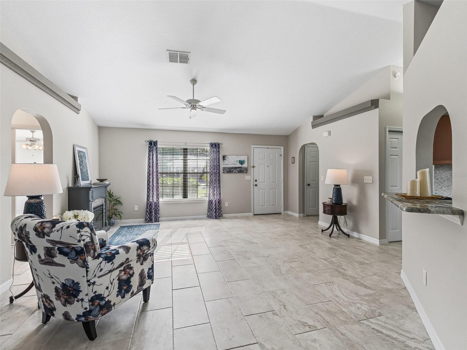 Image 9 of 53 For 17898 125th Circle