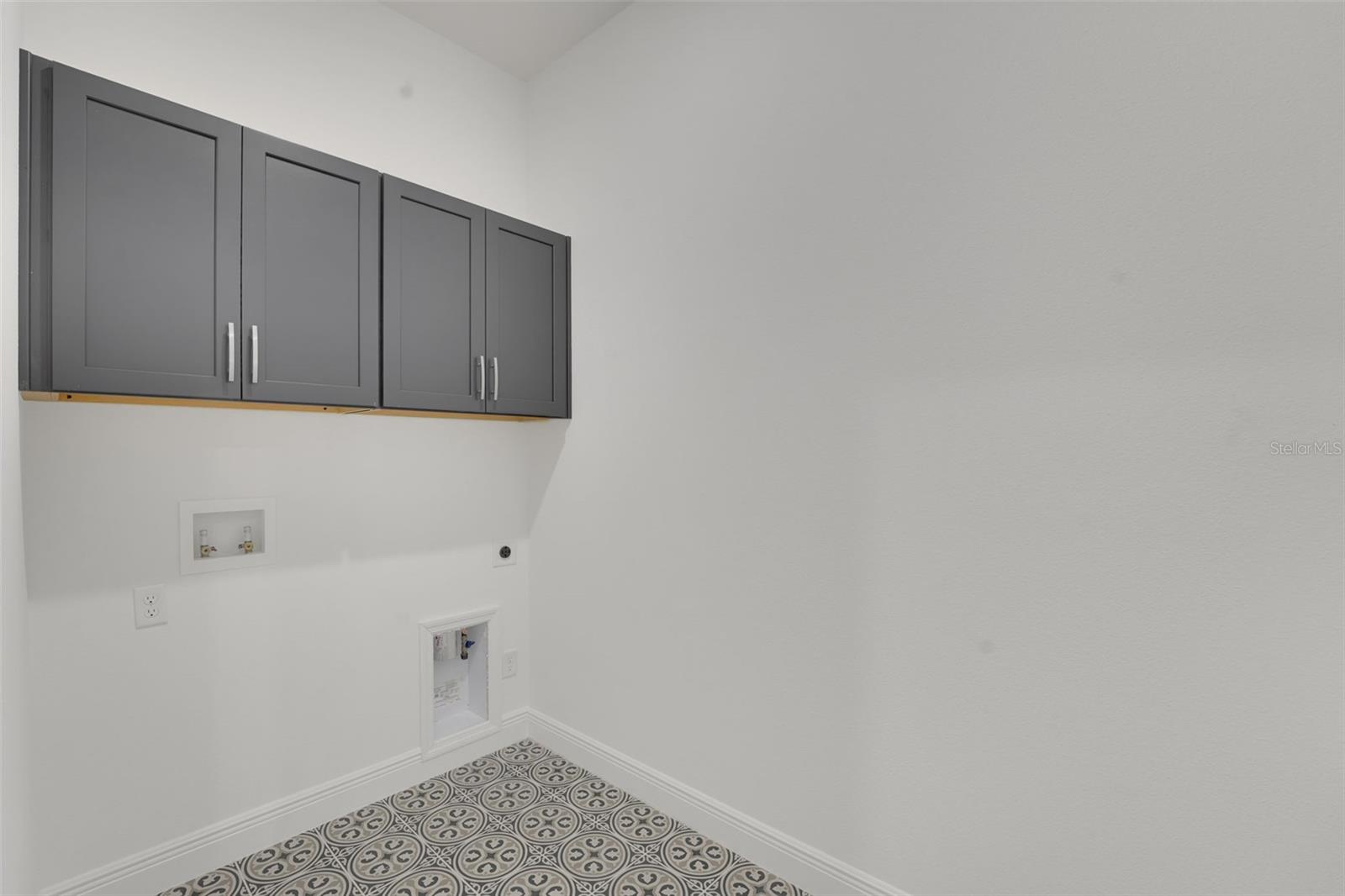 Image 26 of 41 For 14347 Crest Palm Avenue