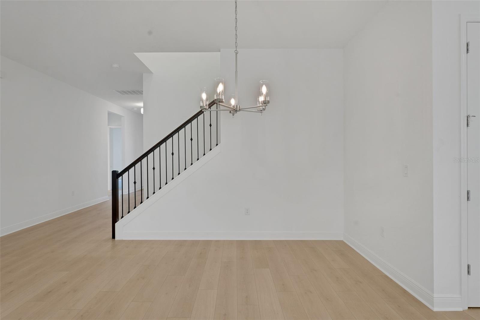 Image 30 of 41 For 14347 Crest Palm Avenue