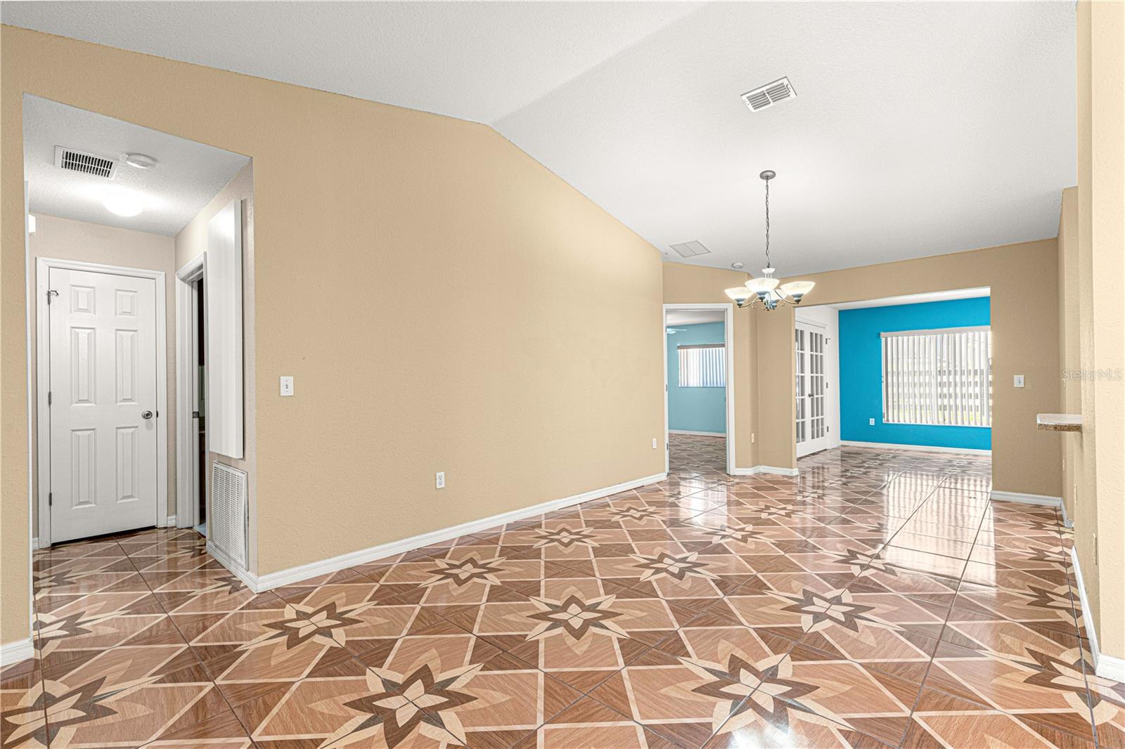 Image 16 of 52 For 17594 95th Circle