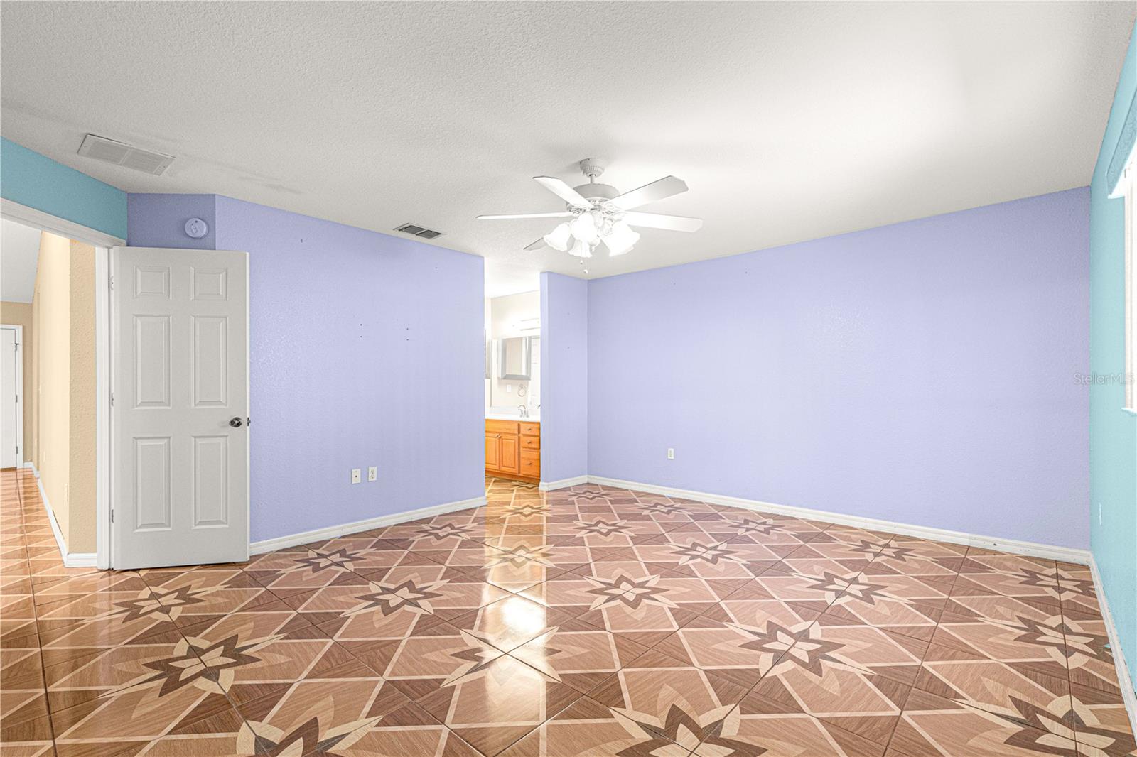 Image 19 of 52 For 17594 95th Circle
