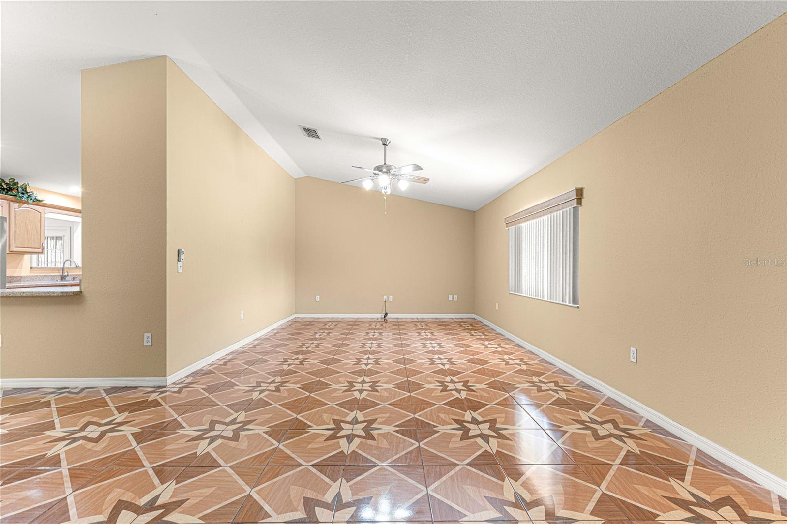 Image 7 of 52 For 17594 95th Circle