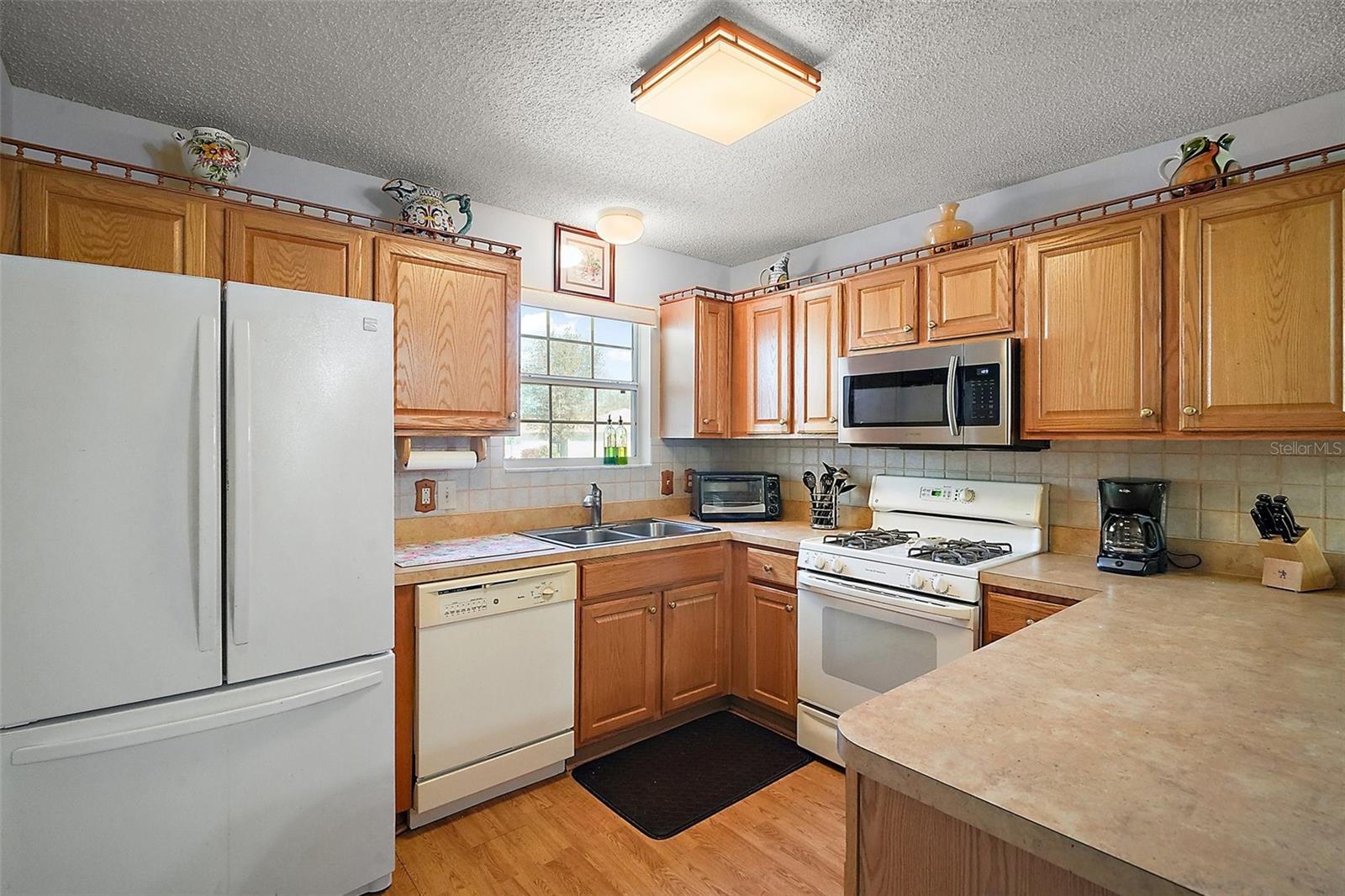 Image 9 of 26 For 7650 174th Gaillard Place