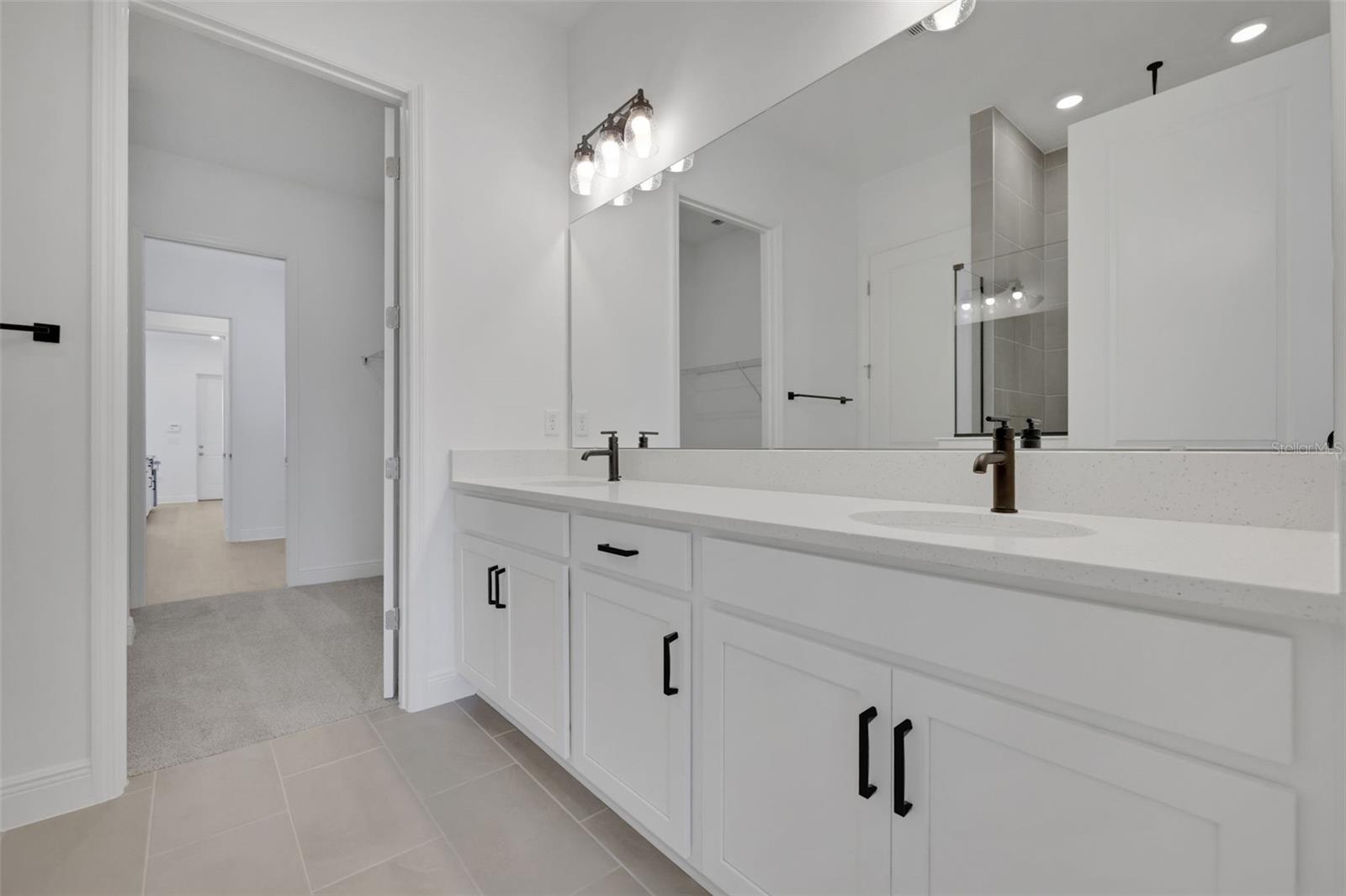 Image 19 of 43 For 6553 Rover Way