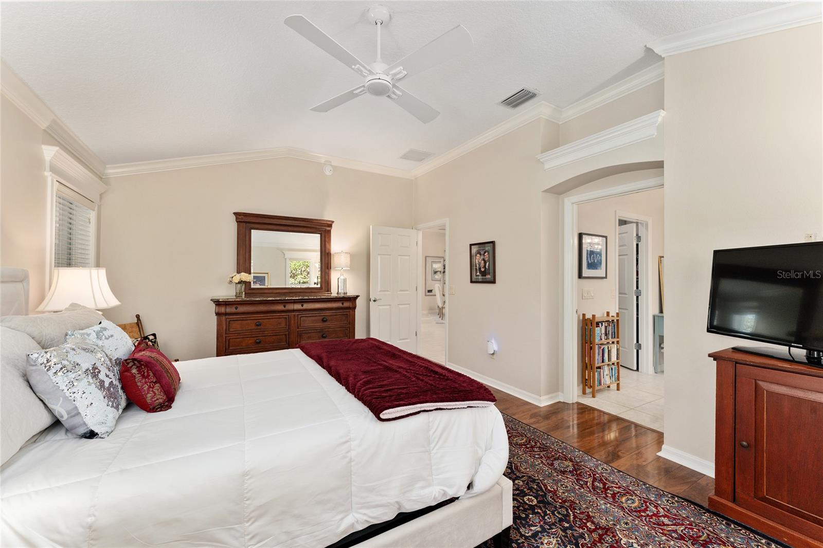 Image 26 of 66 For 17089 79th Clearview Avenue