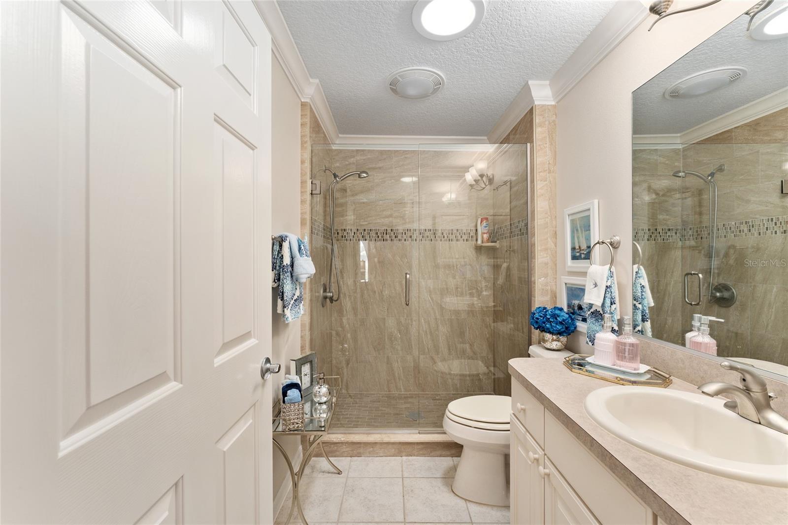 Image 34 of 66 For 17089 79th Clearview Avenue