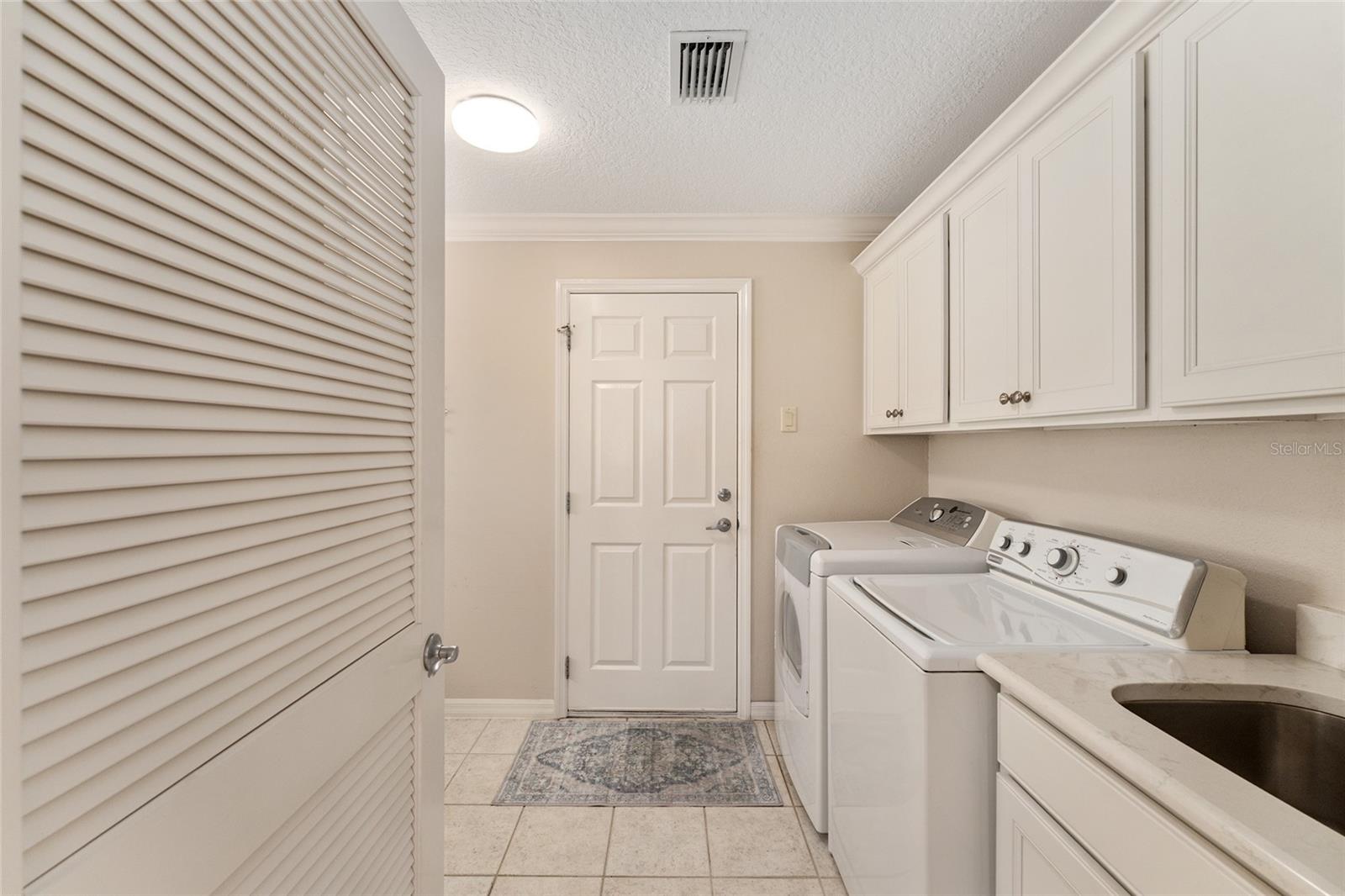 Image 38 of 66 For 17089 79th Clearview Avenue