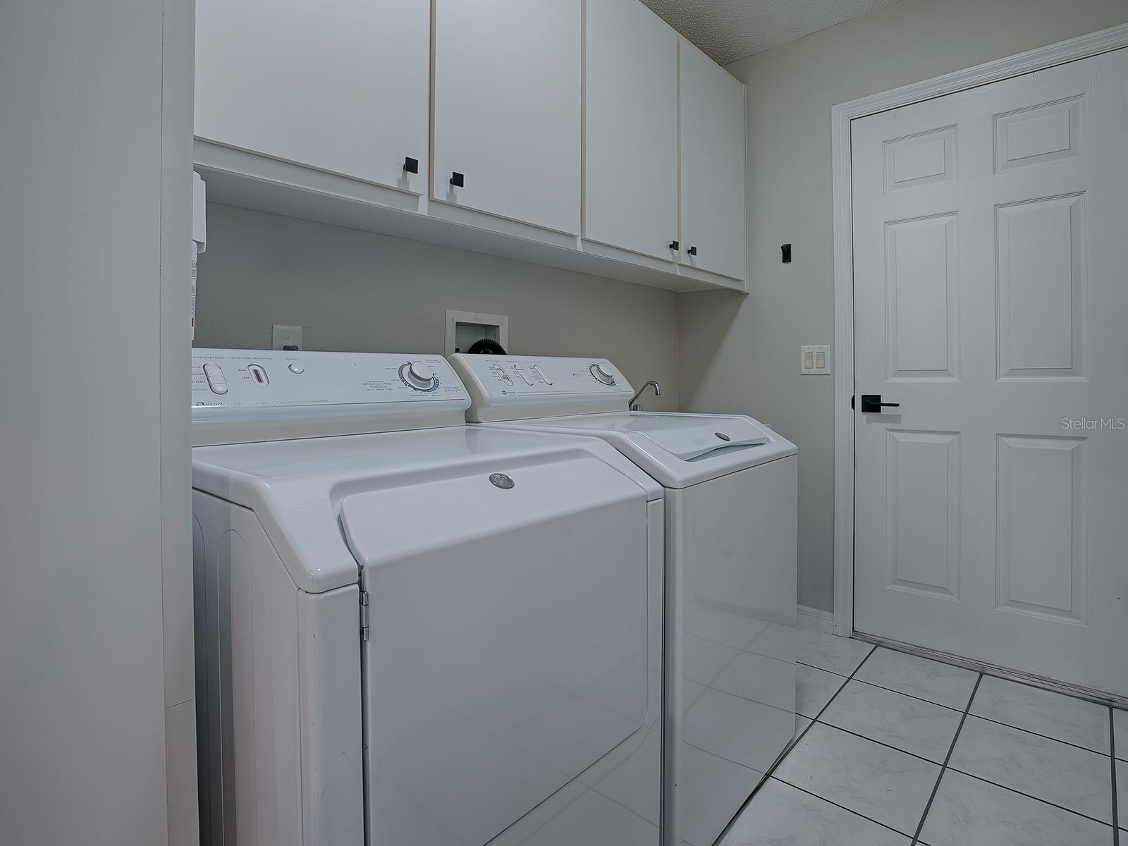 Image 18 of 58 For 3360 Richmond Drive