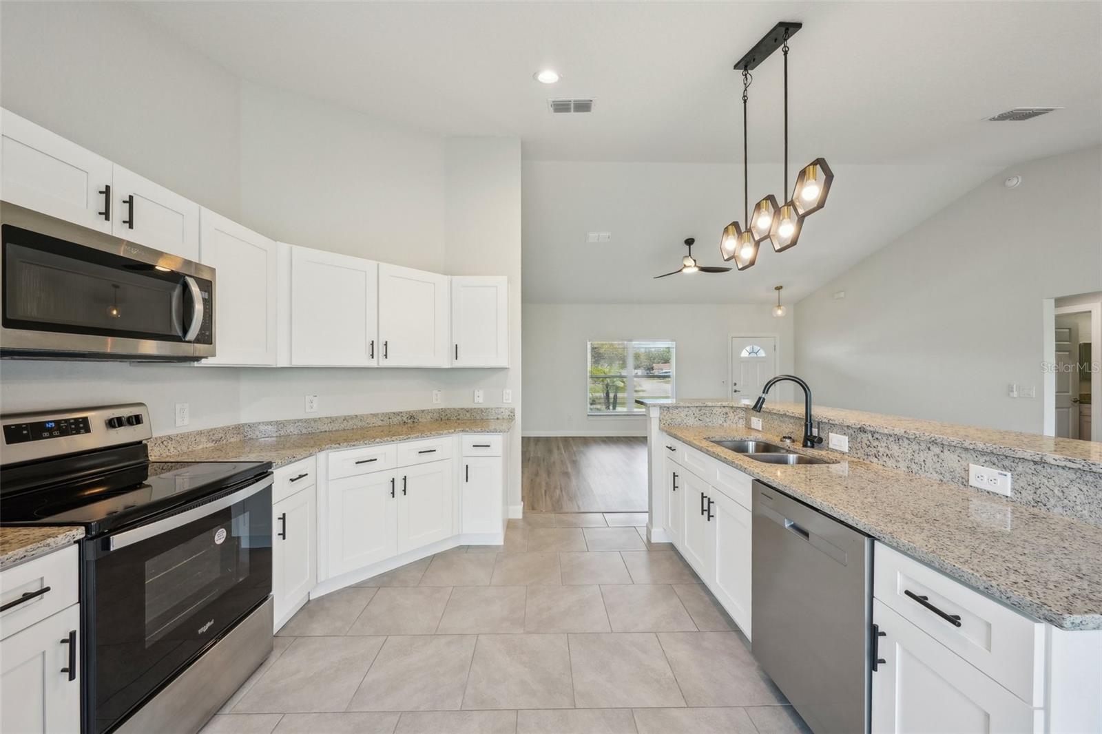 Image 19 of 57 For 2575 75th Boulevard