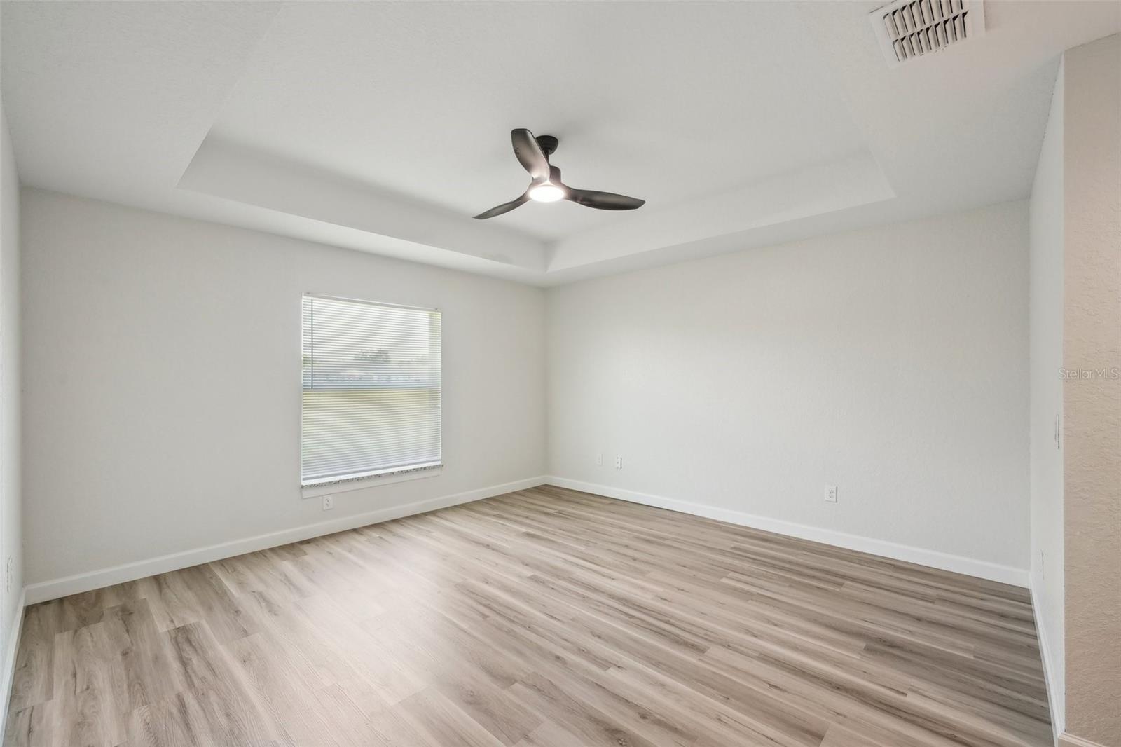 Image 25 of 57 For 2575 75th Boulevard
