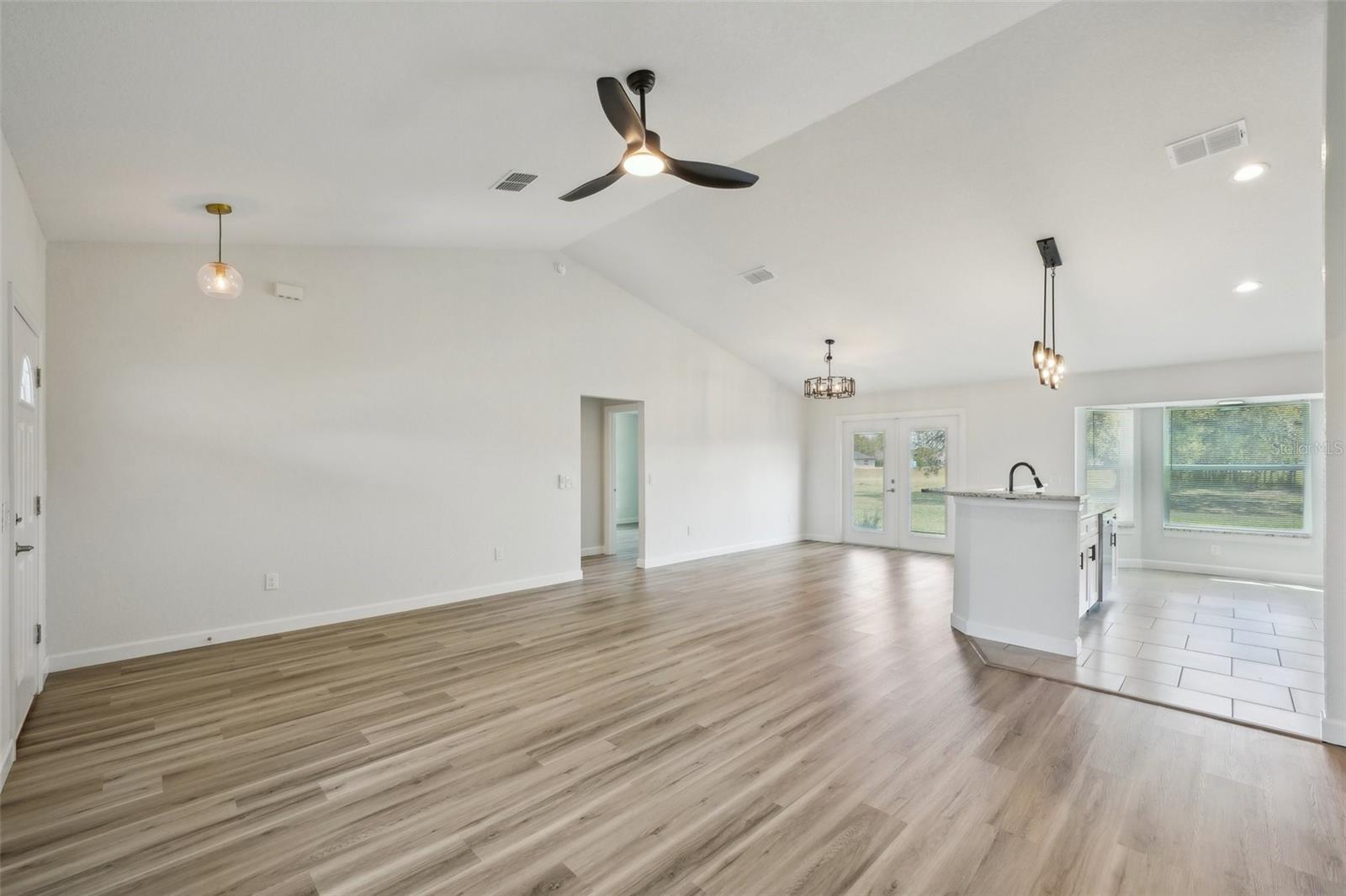 Image 5 of 57 For 2575 75th Boulevard