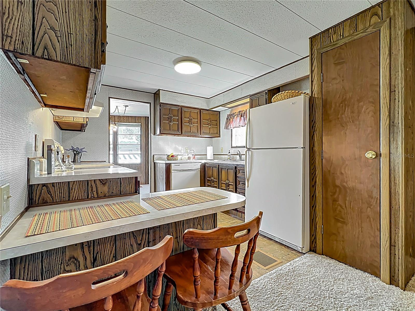Image 13 of 63 For 12706 Lake Dora Circle