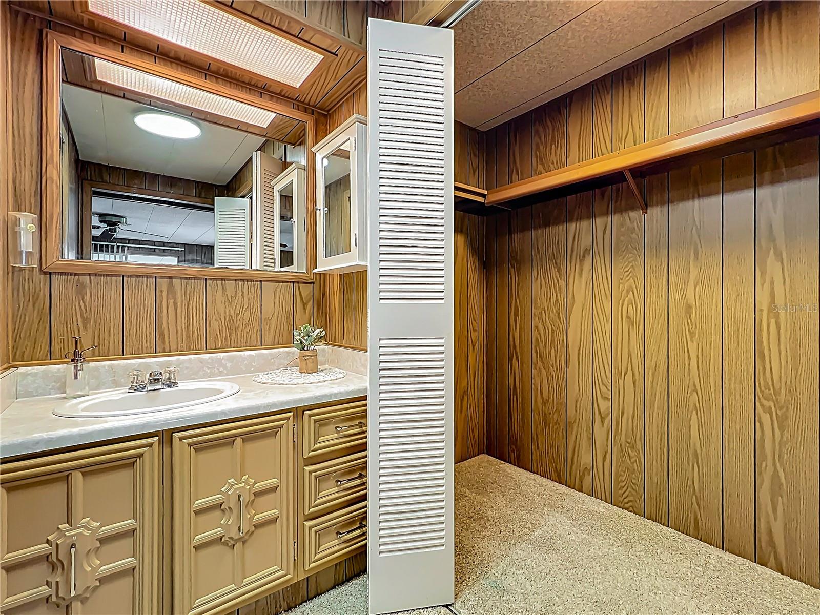 Image 27 of 63 For 12706 Lake Dora Circle