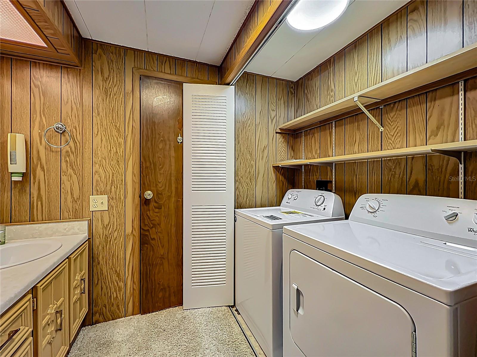Image 33 of 63 For 12706 Lake Dora Circle