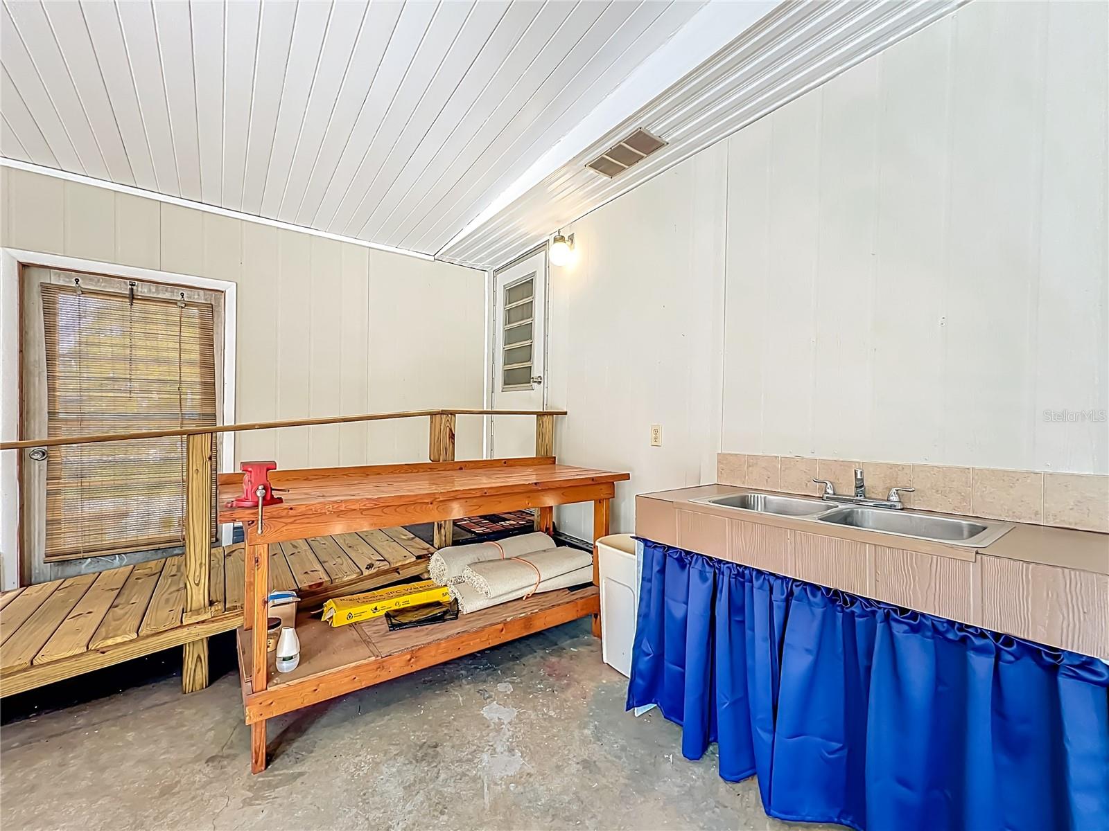 Image 42 of 63 For 12706 Lake Dora Circle
