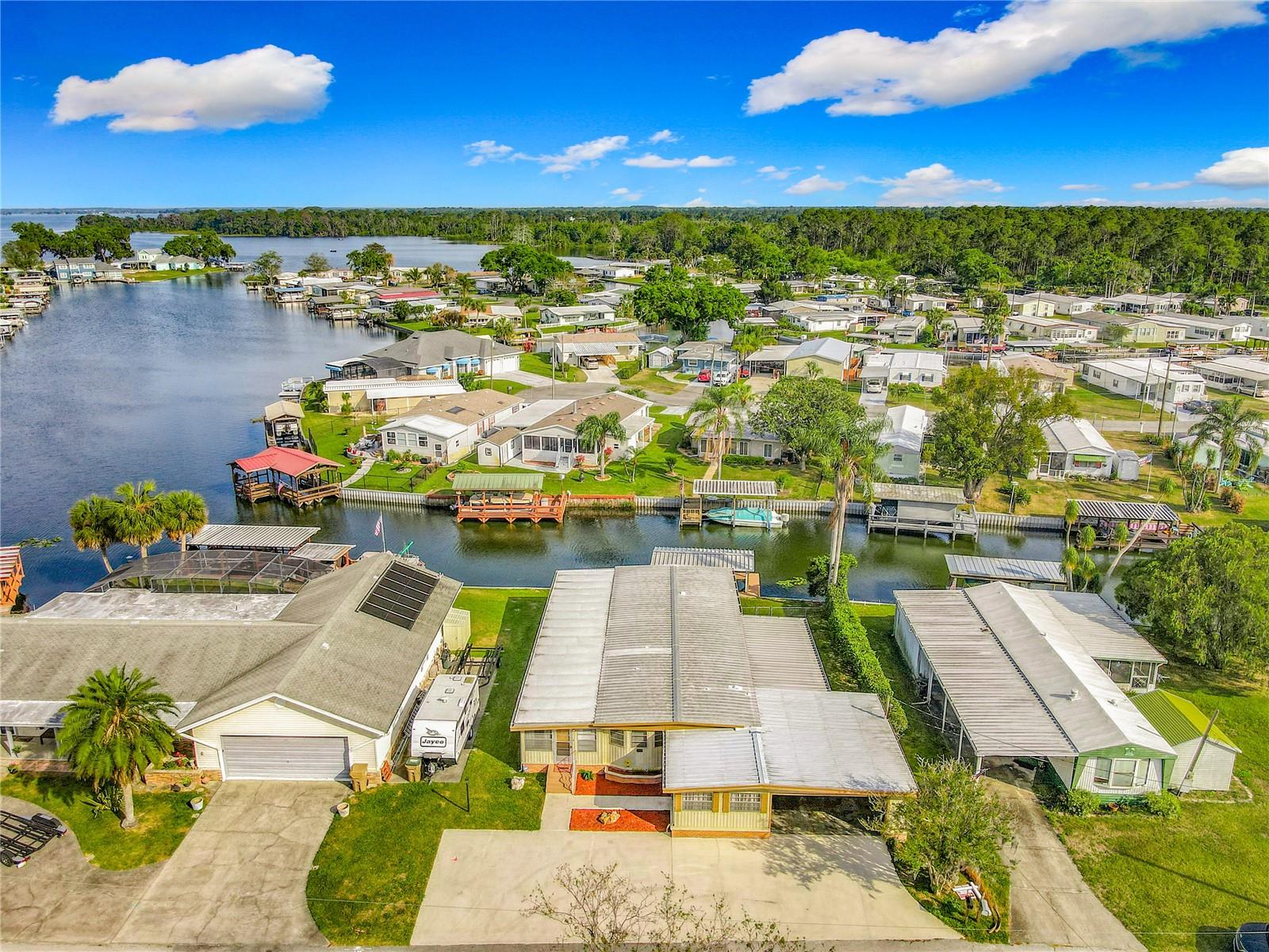 Image 6 of 63 For 12706 Lake Dora Circle