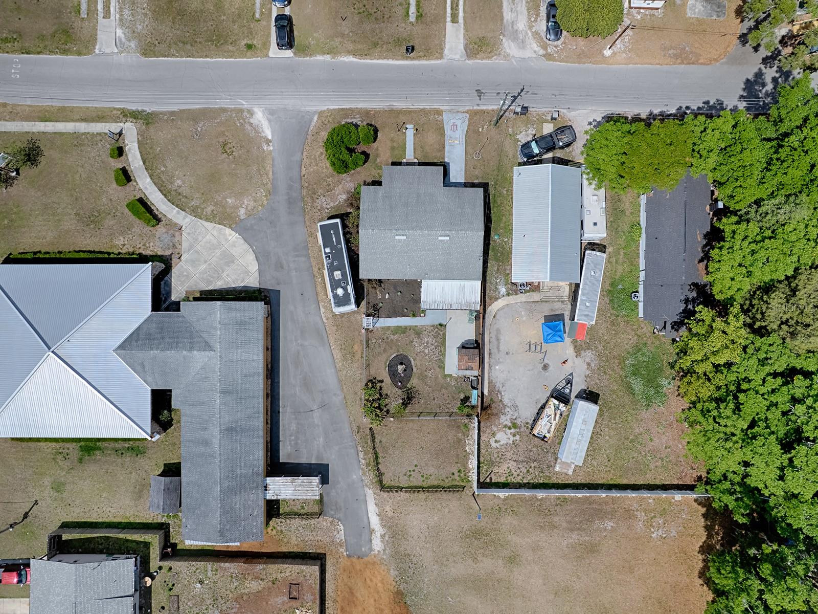 Image 17 of 20 For 123 Dade Avenue