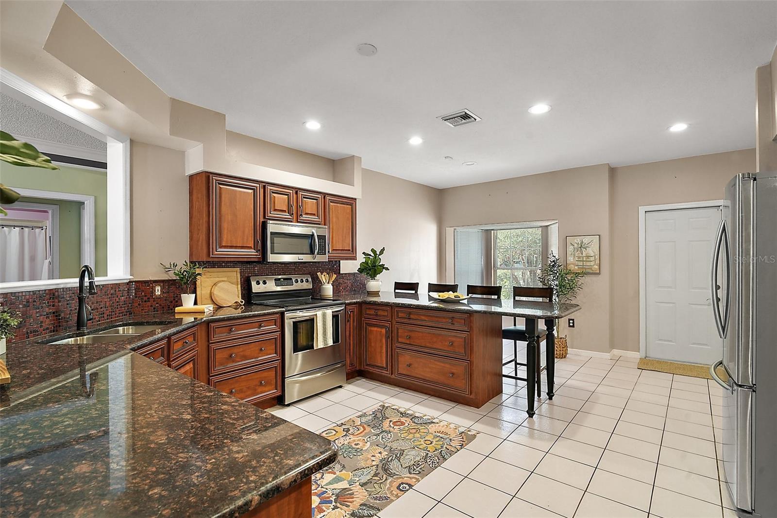 Image 10 of 40 For 2635 Gables Drive