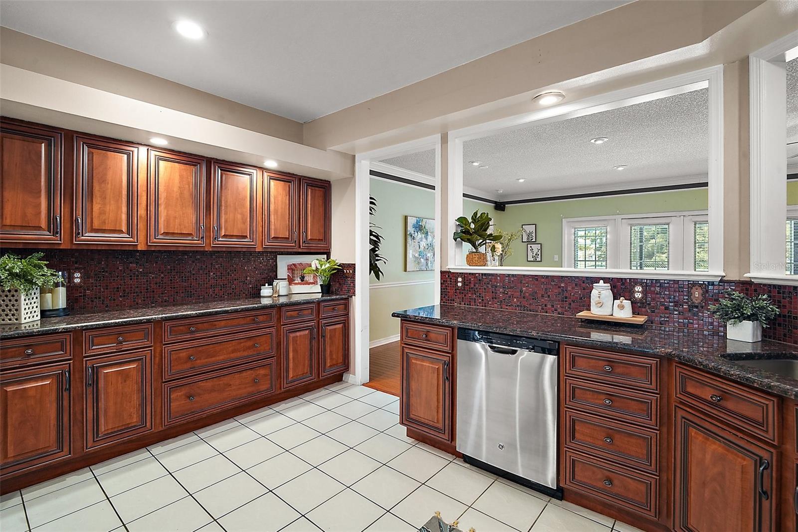 Image 13 of 40 For 2635 Gables Drive