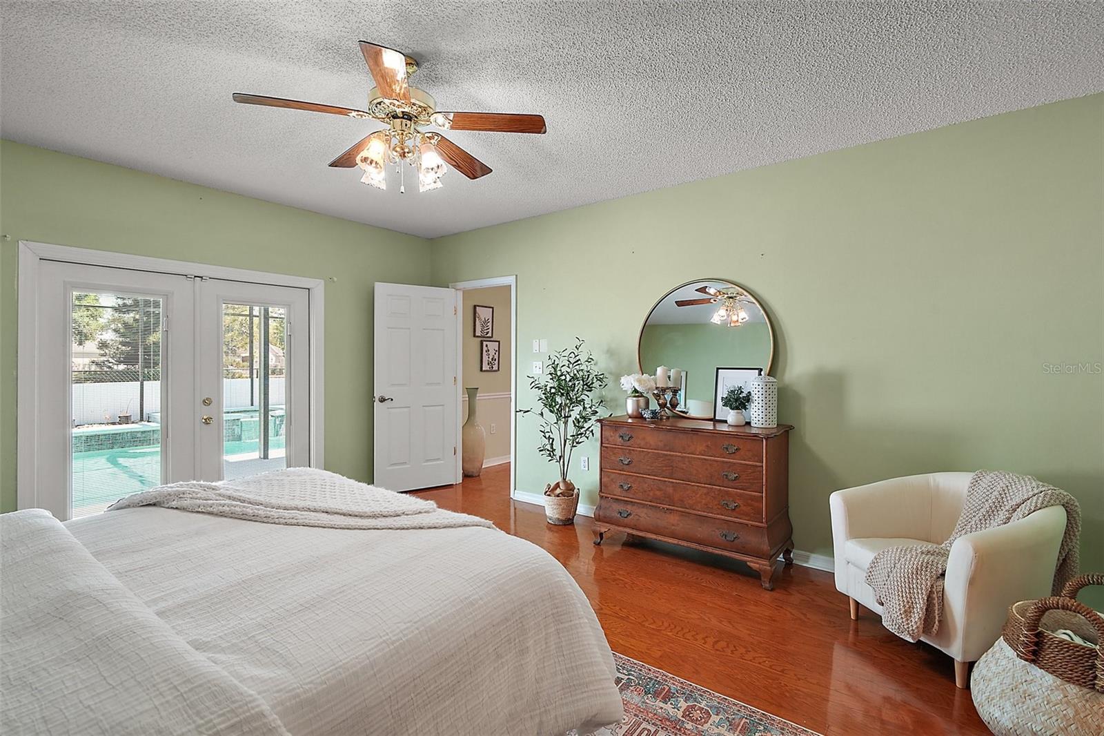 Image 18 of 40 For 2635 Gables Drive