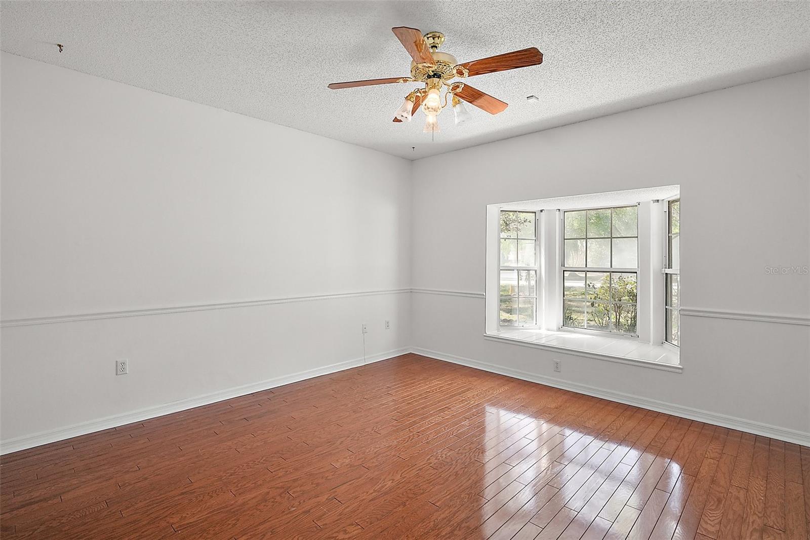 Image 22 of 40 For 2635 Gables Drive