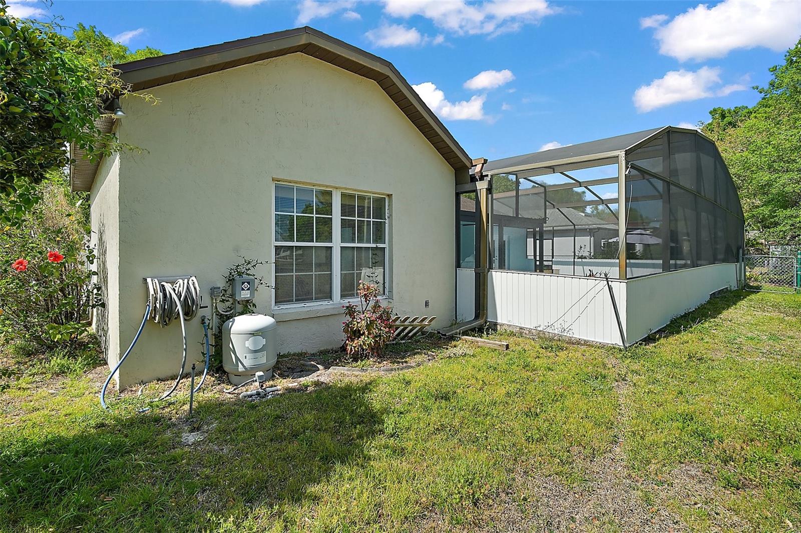 Image 36 of 40 For 2635 Gables Drive