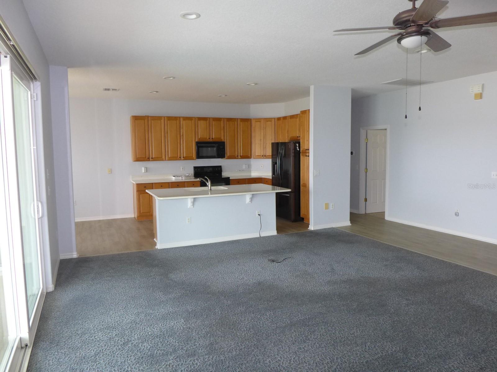 Image 5 of 36 For 9852 Spring Lake Drive