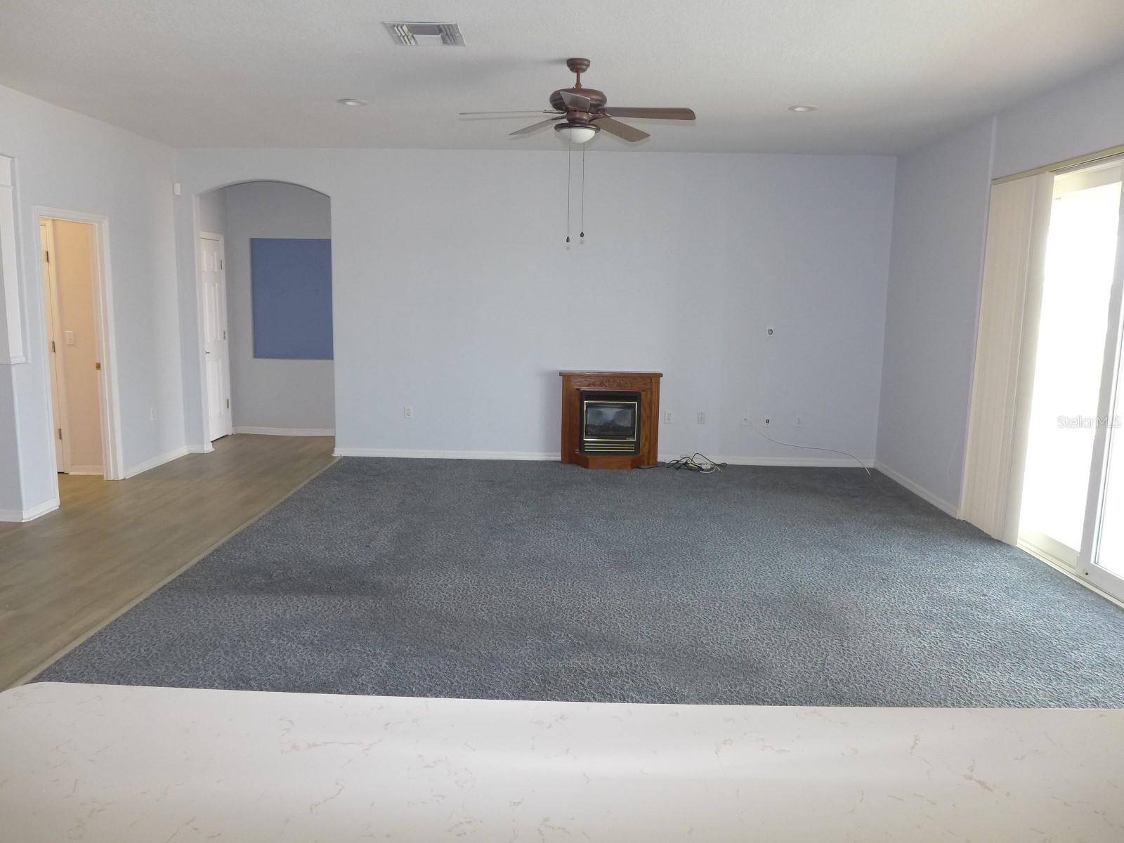 Image 6 of 36 For 9852 Spring Lake Drive