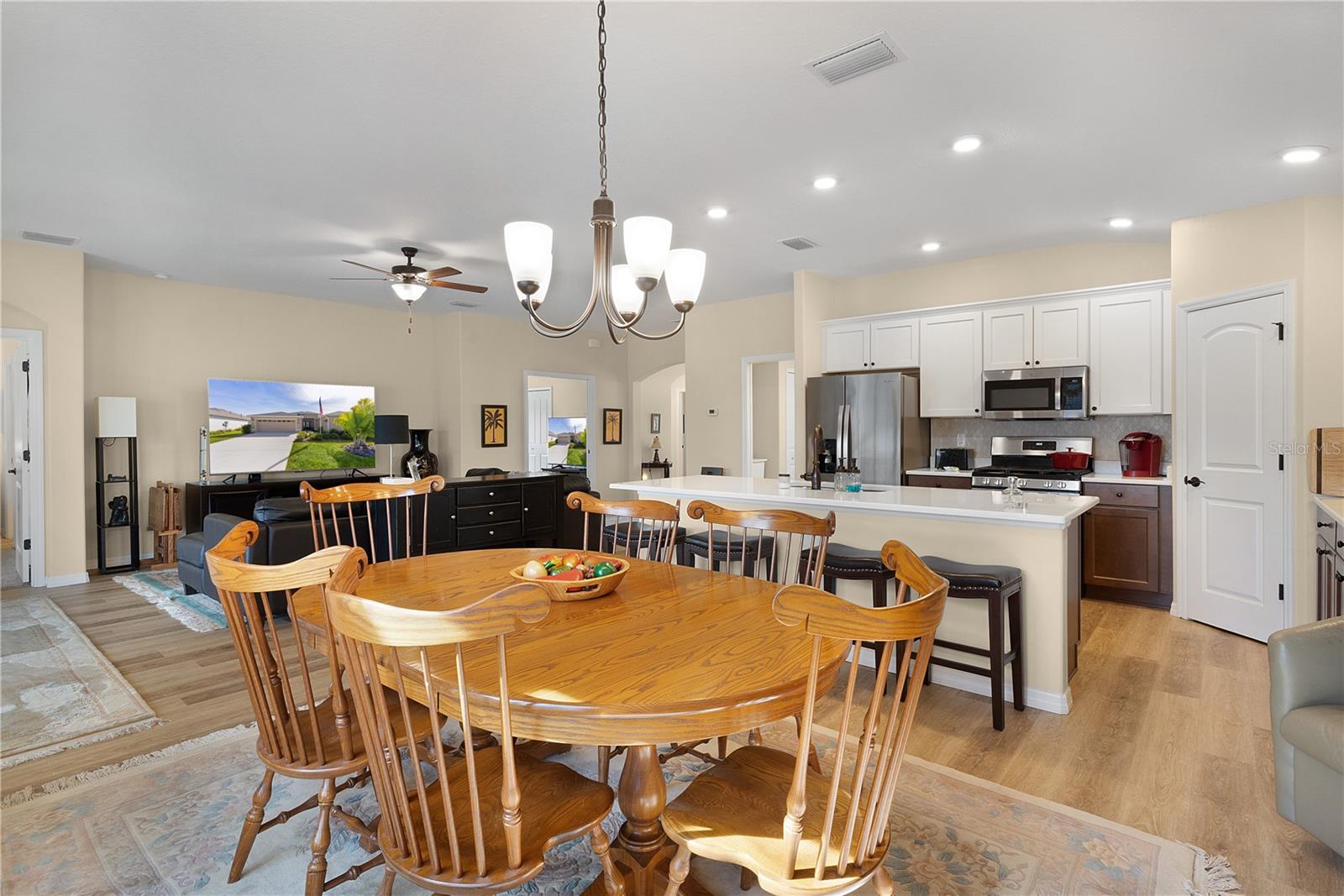 Image 18 of 62 For 3641 Arlington Ridge Boulevard