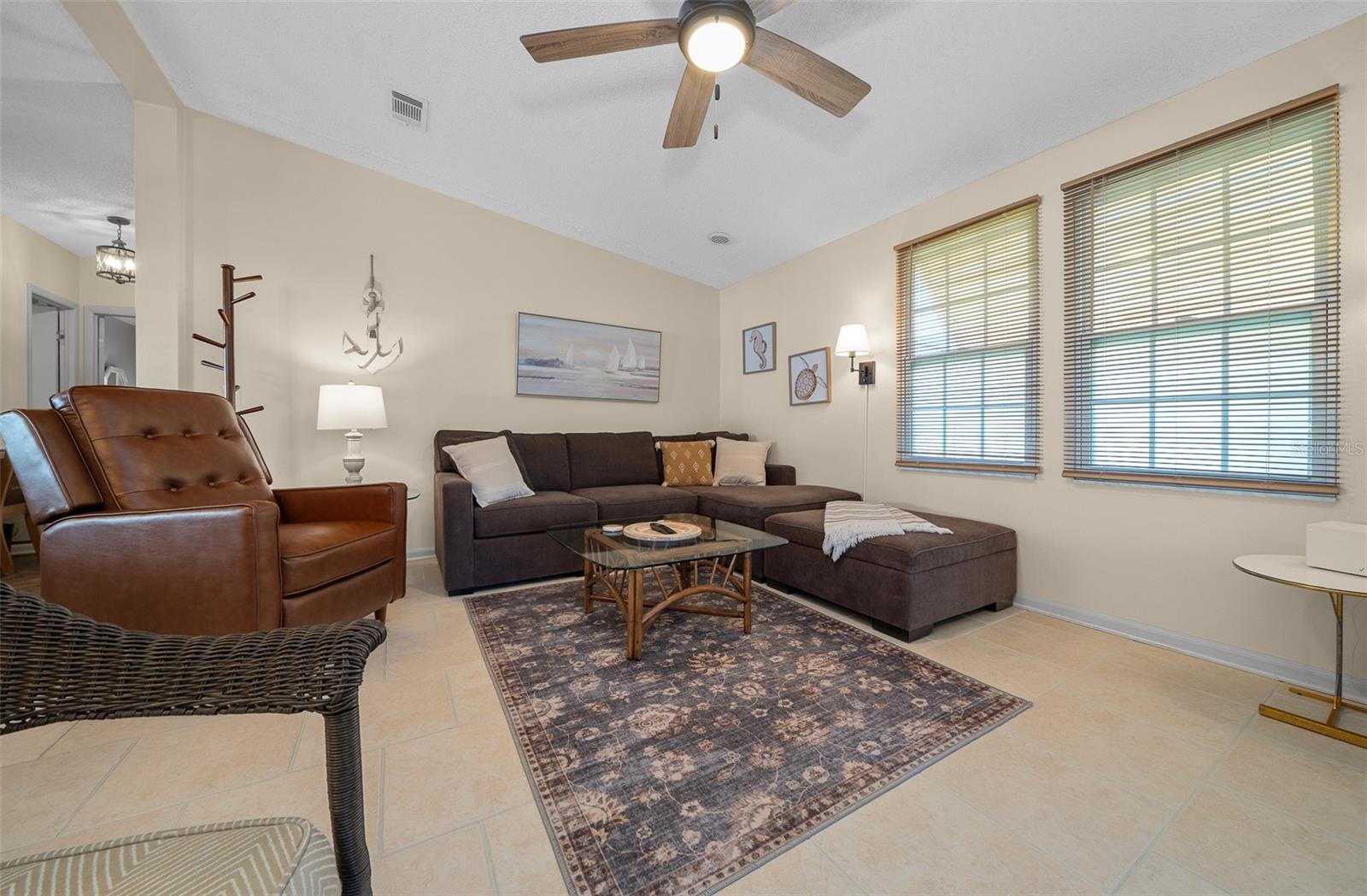Image 17 of 55 For 1541 Doral Circle