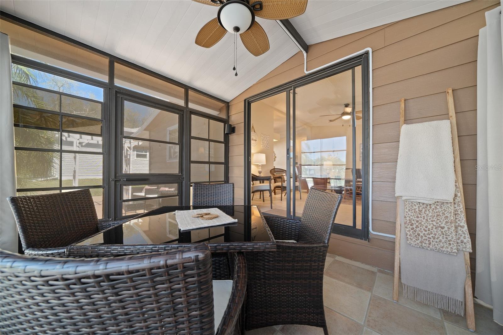 Image 22 of 55 For 1541 Doral Circle