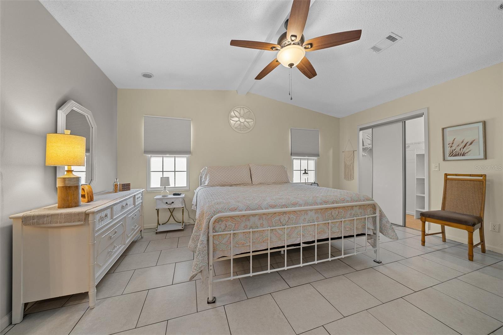 Image 23 of 55 For 1541 Doral Circle