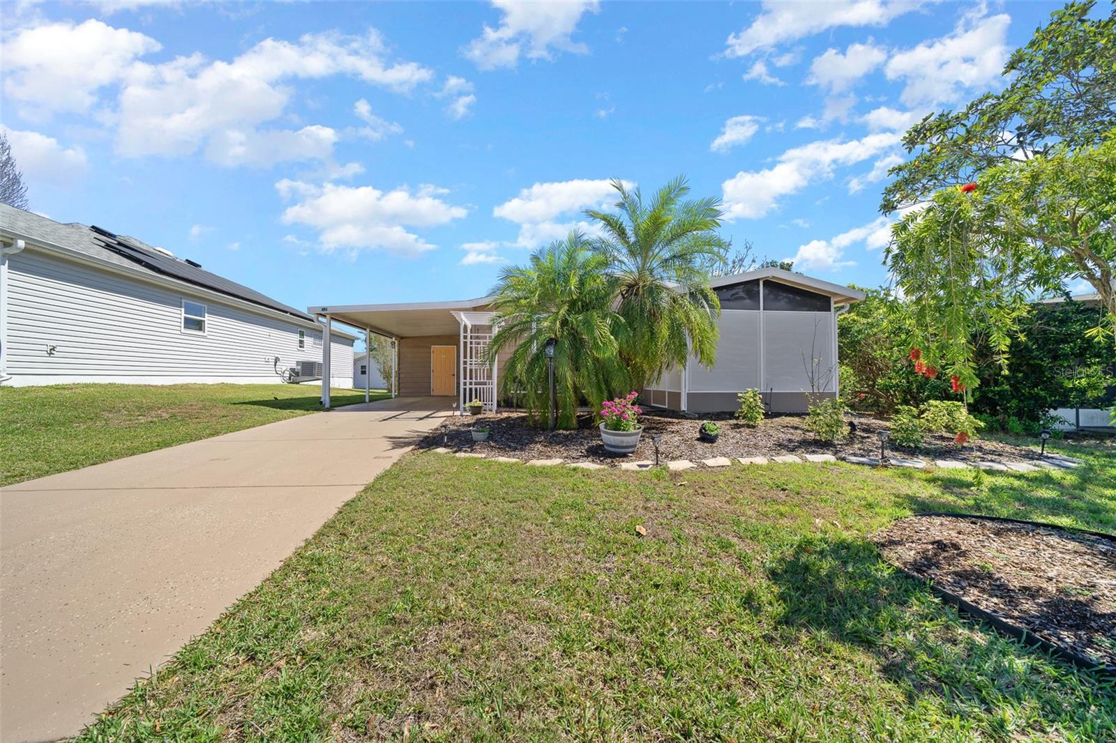 Image 3 of 55 For 1541 Doral Circle