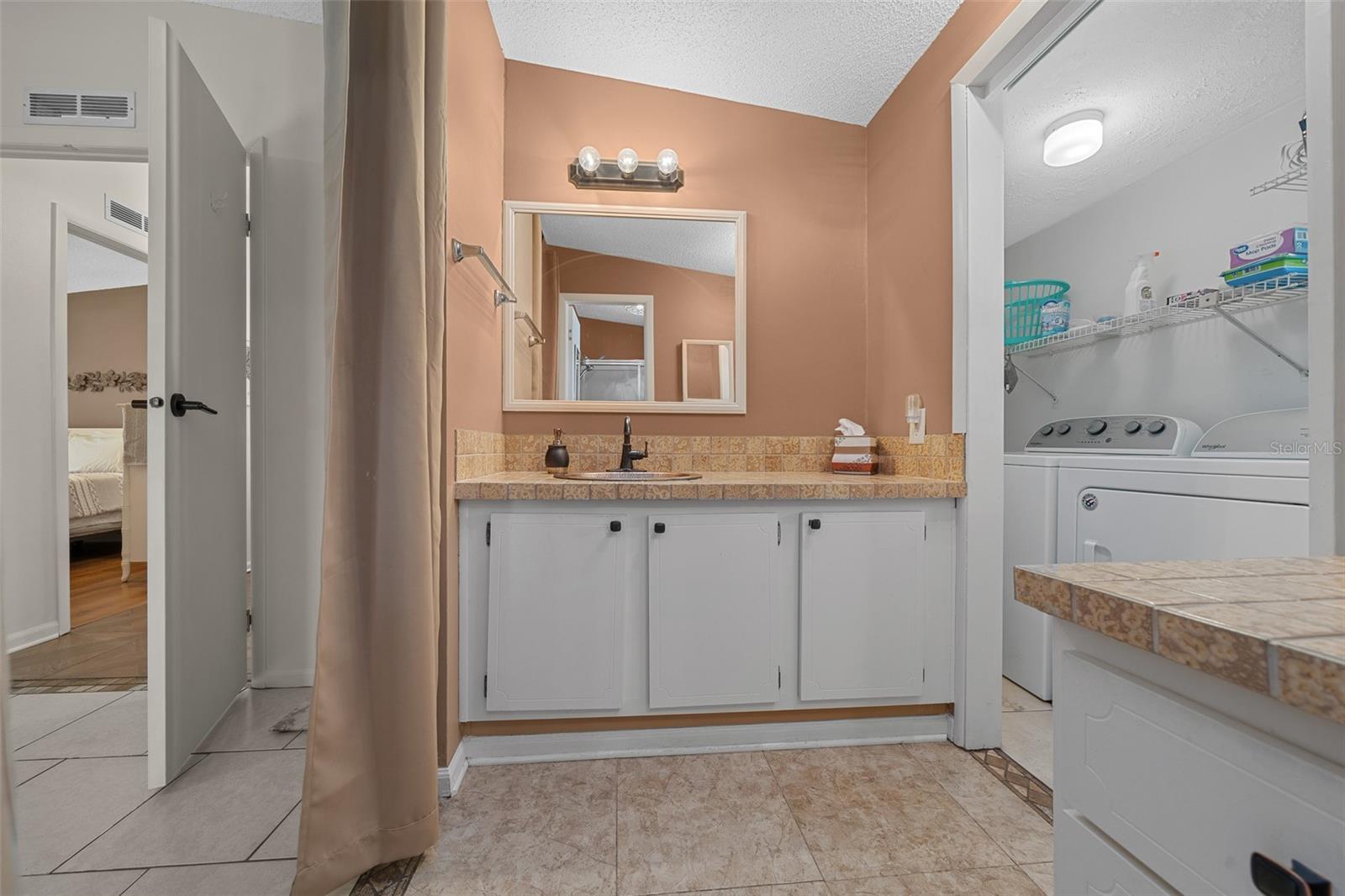 Image 30 of 55 For 1541 Doral Circle