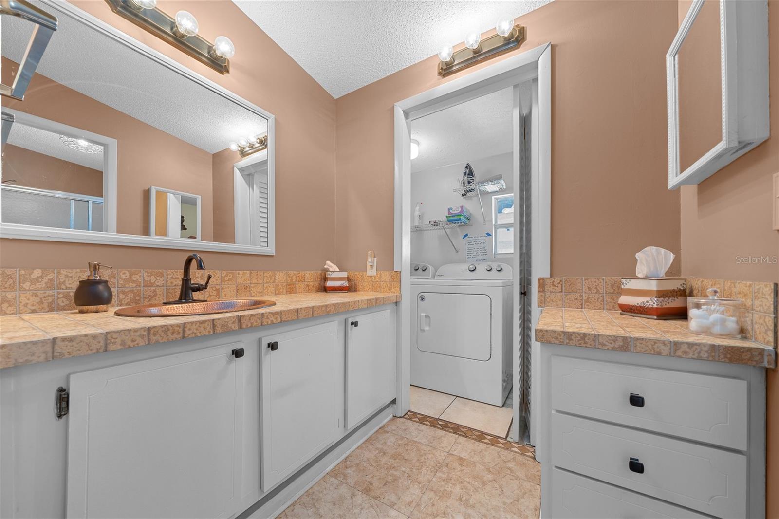 Image 31 of 55 For 1541 Doral Circle