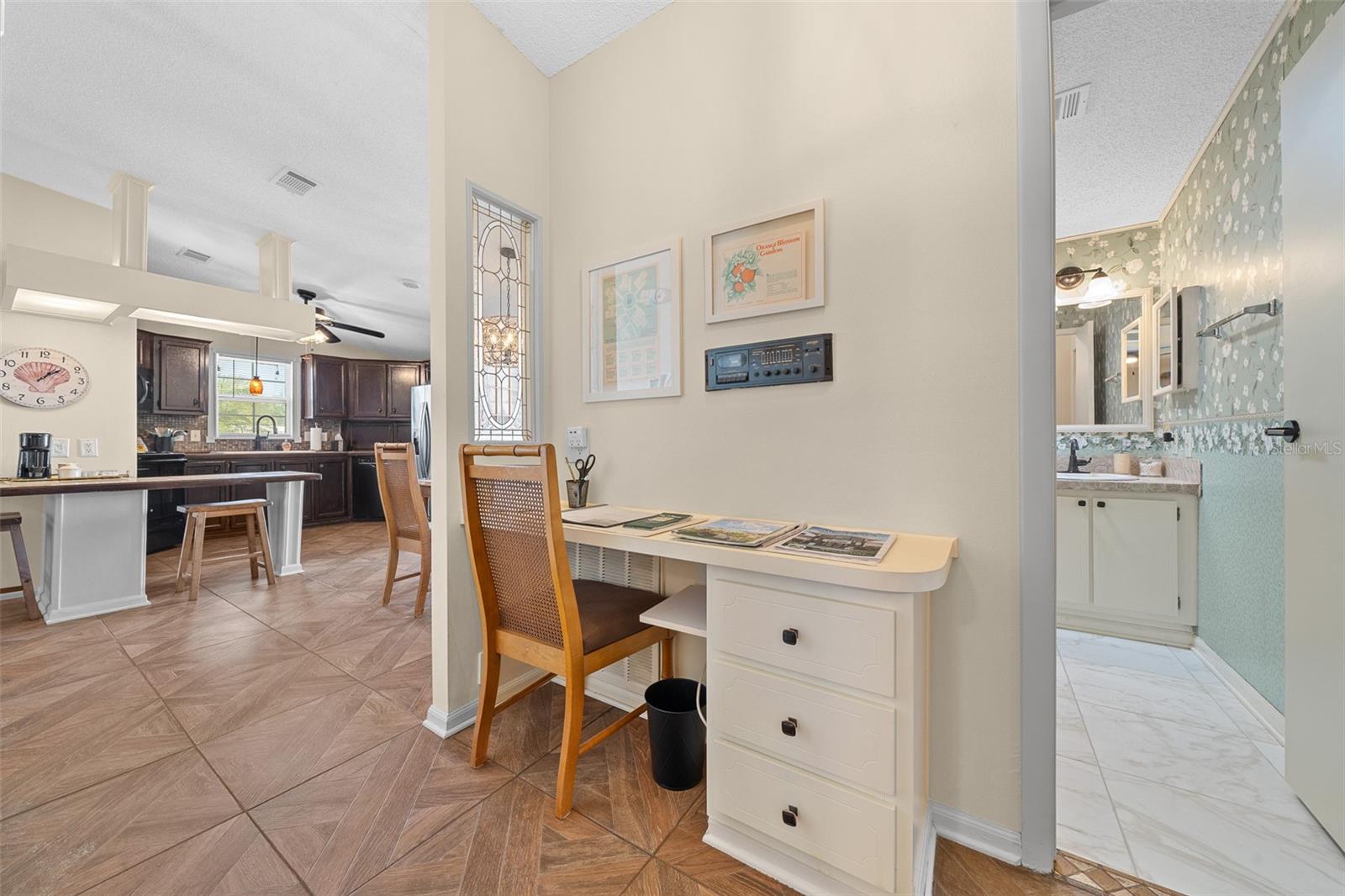 Image 35 of 55 For 1541 Doral Circle