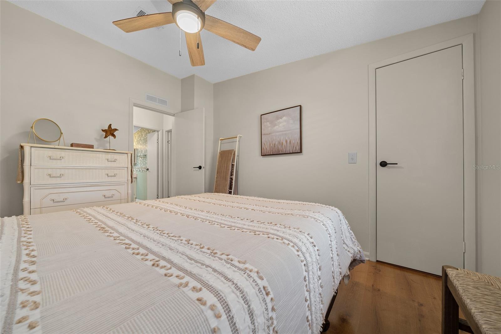 Image 39 of 55 For 1541 Doral Circle