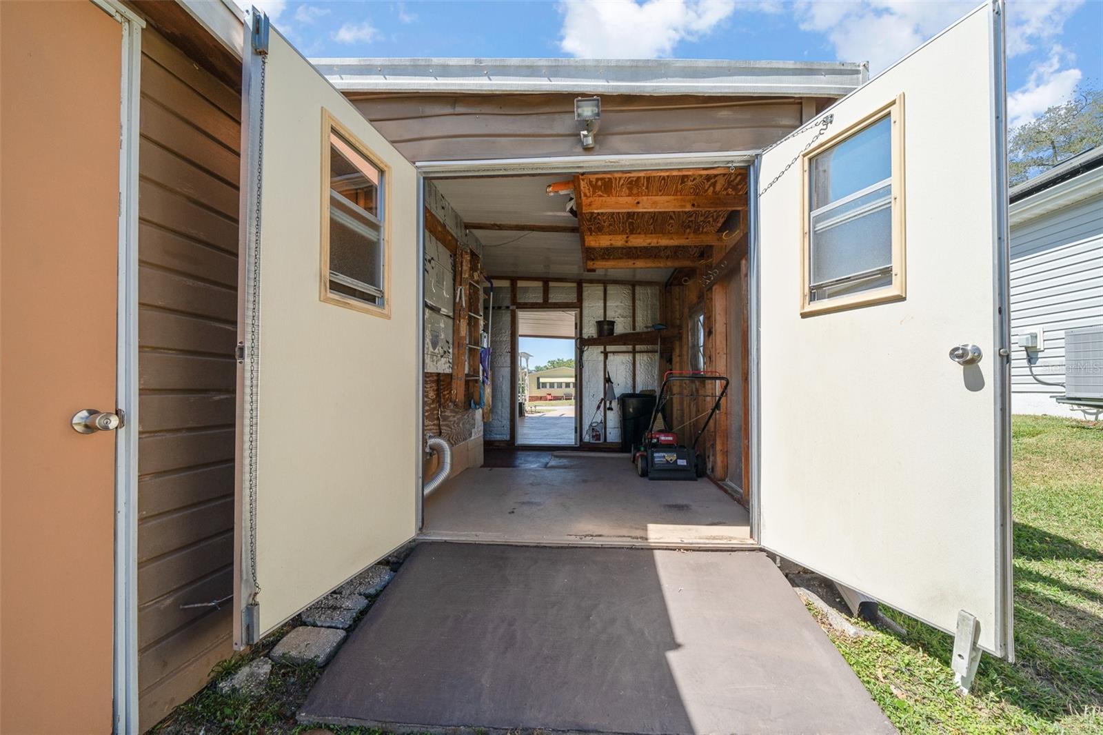 Image 45 of 55 For 1541 Doral Circle