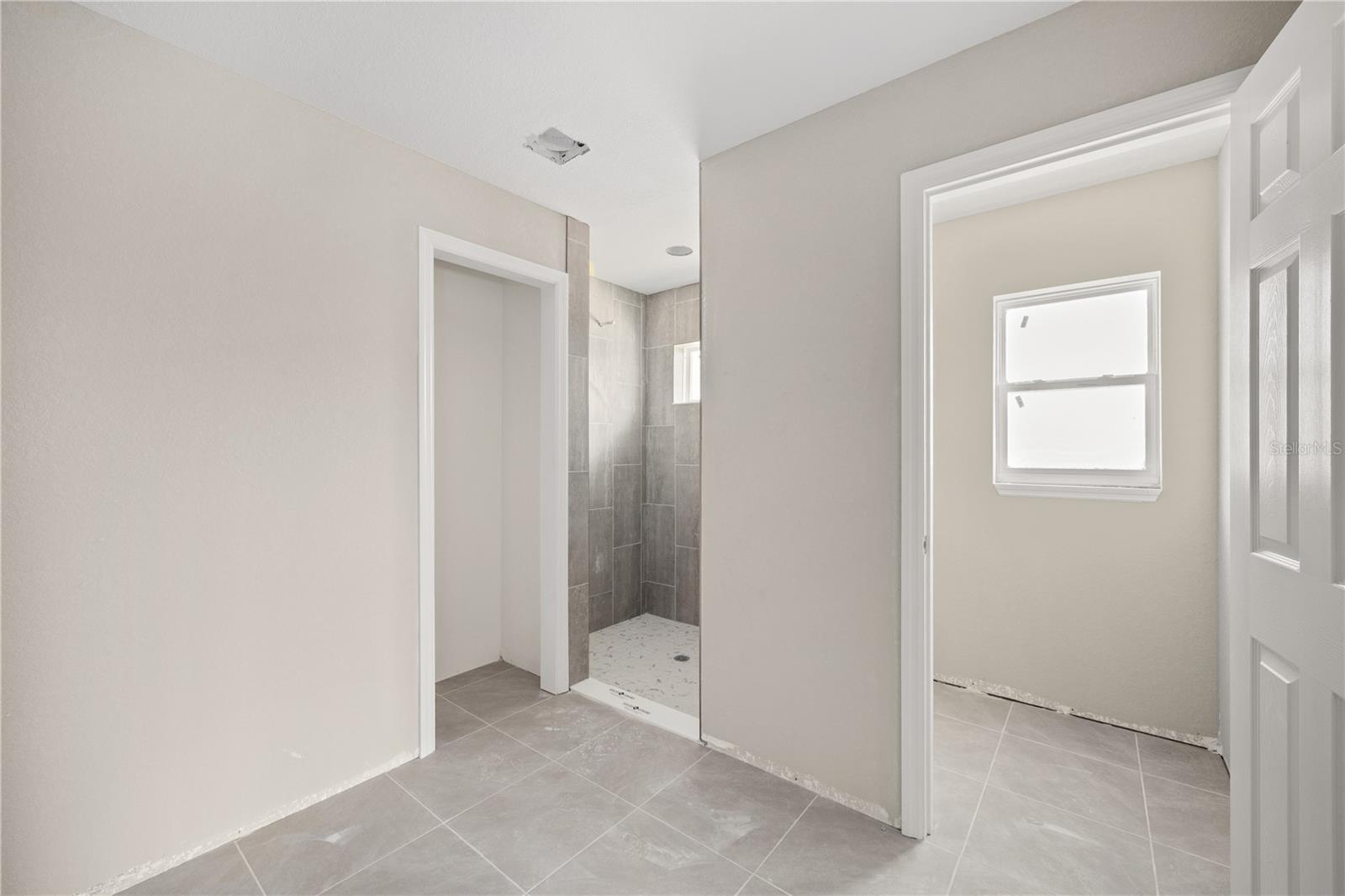 Image 10 of 49 For 2581 75th Boulevard